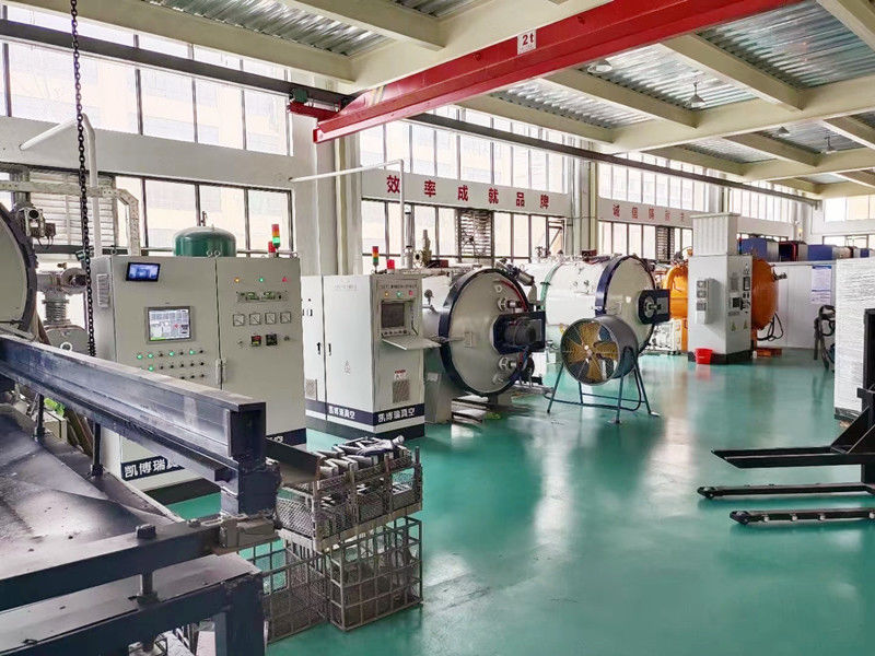High Vacuum Heat Treatment Furnace Vacuum Carburizing Furnace